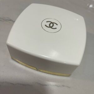 Chanel no 5 bath powder fragrance